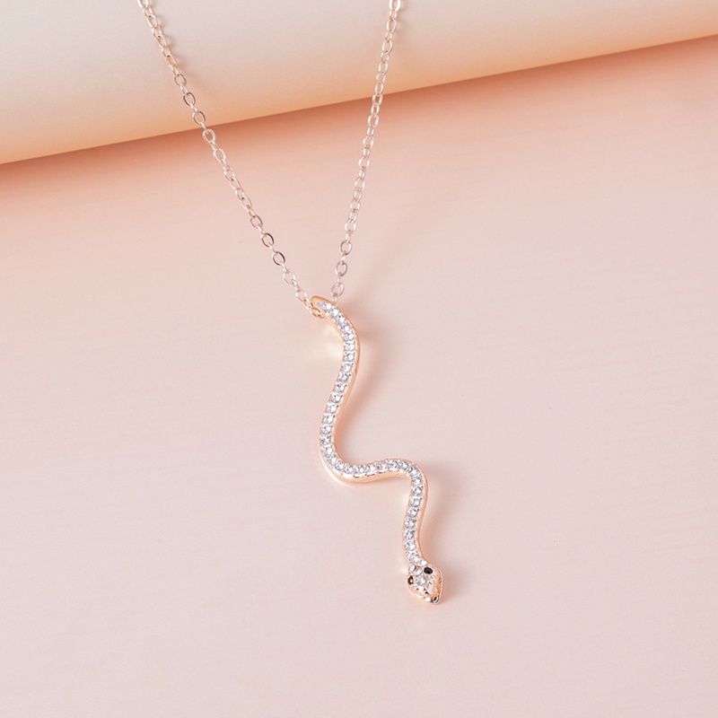 Fancyqube Kalung Rantai Liontin Bentuk Ular Aksen Zircon Warna Pelangi Untuk Perhiasan Wanita