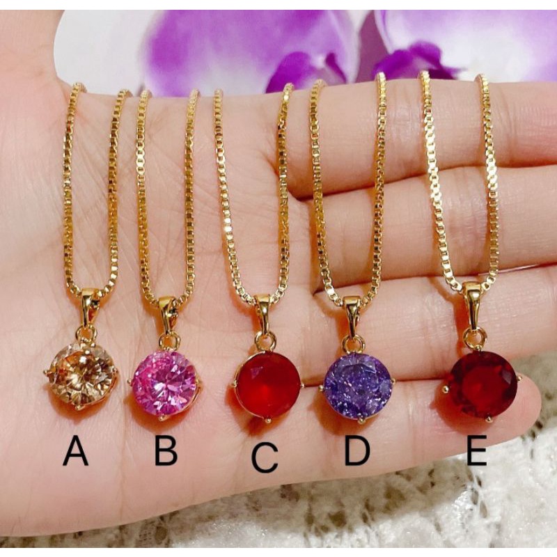 Kalung liontin permata giok lapis emas bervariasi