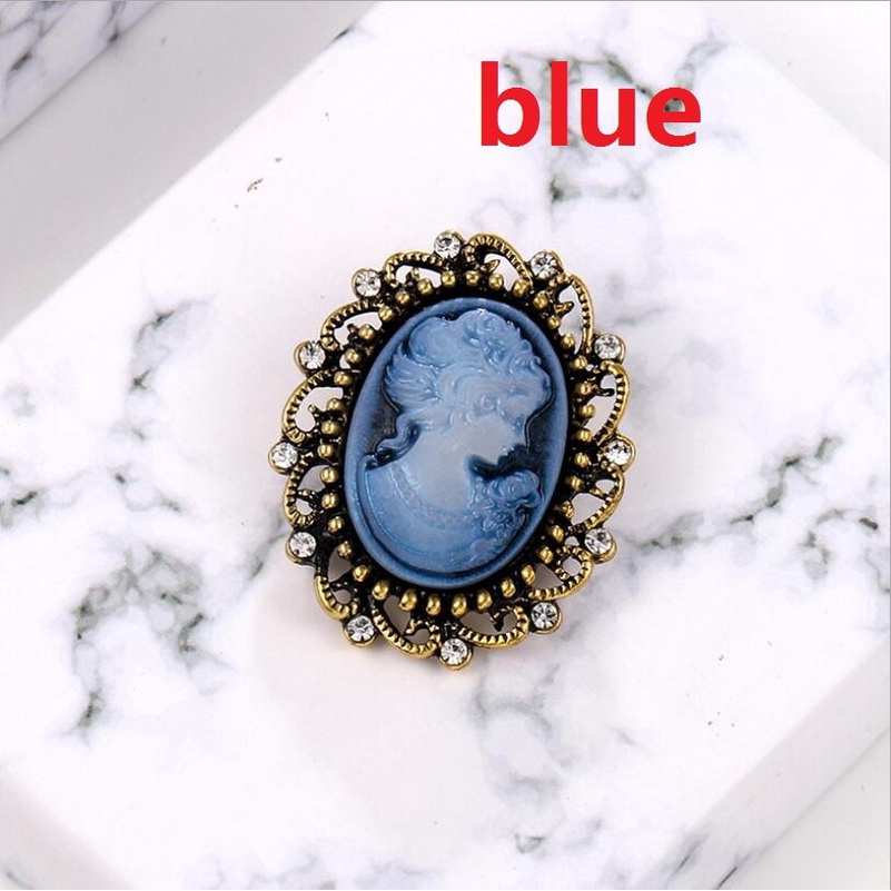 Bros Bentuk Kepala Cameo Retro Bahan Stainless Steel Aksen Berlian Imitasi Untuk Wanita