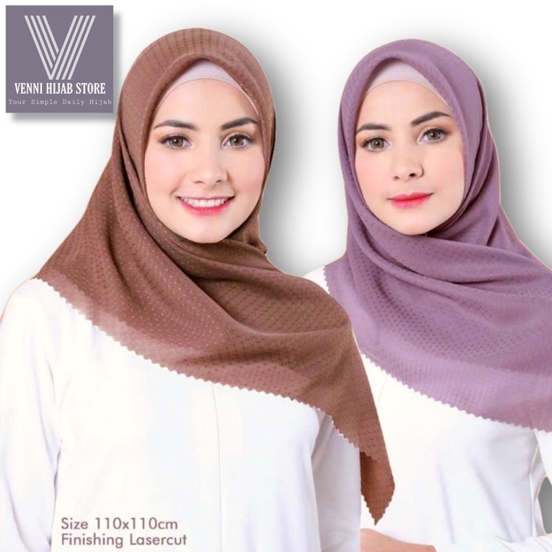 SEGIEMPAT HIJAB BELLA SQUARE MOTIF EMBOS