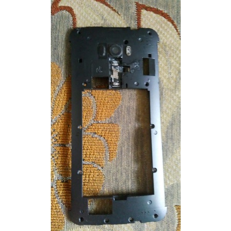 Tutup mesin asus zenfone selfie z00ud