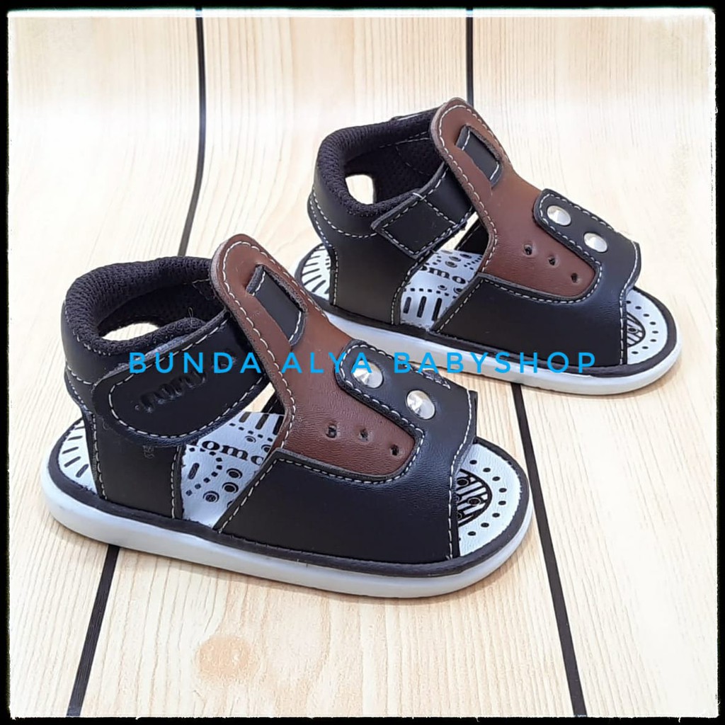 Sendal Anak Laki Bunyi Toet Usia 8 Bulan 1 2 Tahun Alas Karet - Sandal Anak Cowok Karet Anti Licin COKLAT TUA Size 23 -26