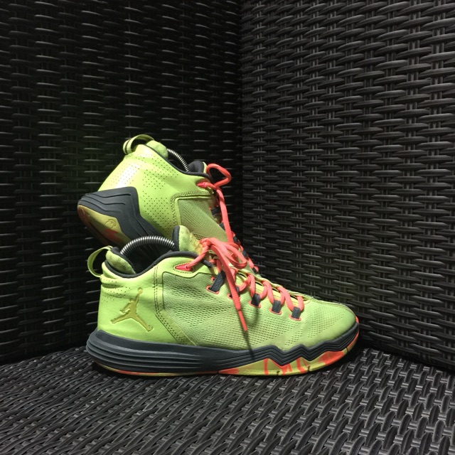 JORDAN CP3.IX AE(tag Y3) size 40 MADE IN CHINA sepatu secon NO BOX/KOTAK