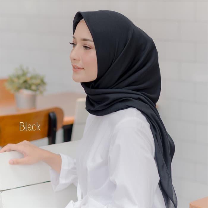 R.A - Daily Hijab Bella Square Polycotton Premium bela kerudung jilbab hijab segi empat TERLARIS-Hitam