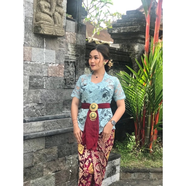 SHELI KEBAYA / KEBAYA BROKAT / KEBAYA BALI BROKAT