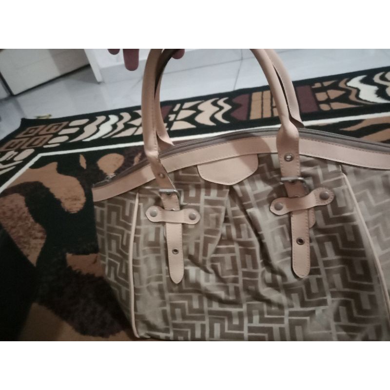 Tote ala fendi preloved