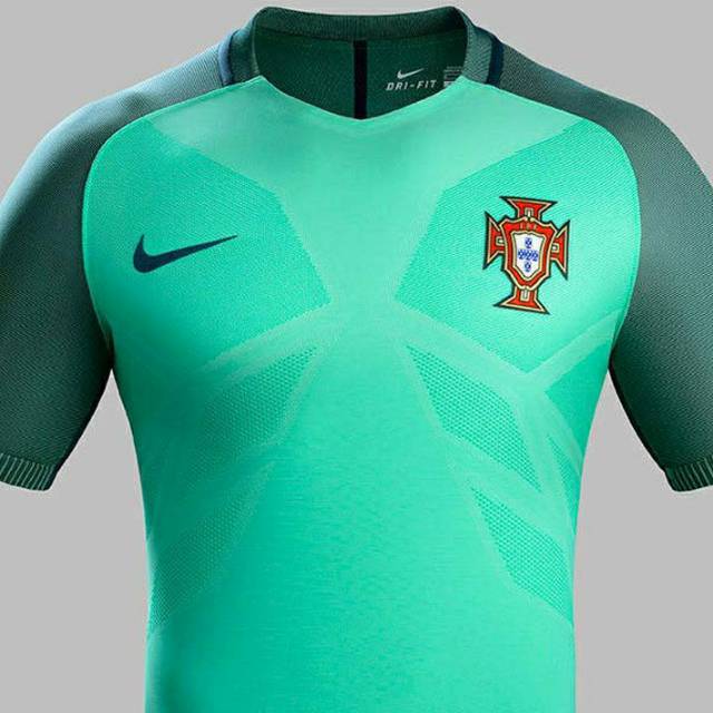 Jersey grade ori PORTUGAL away (player issue) 2016