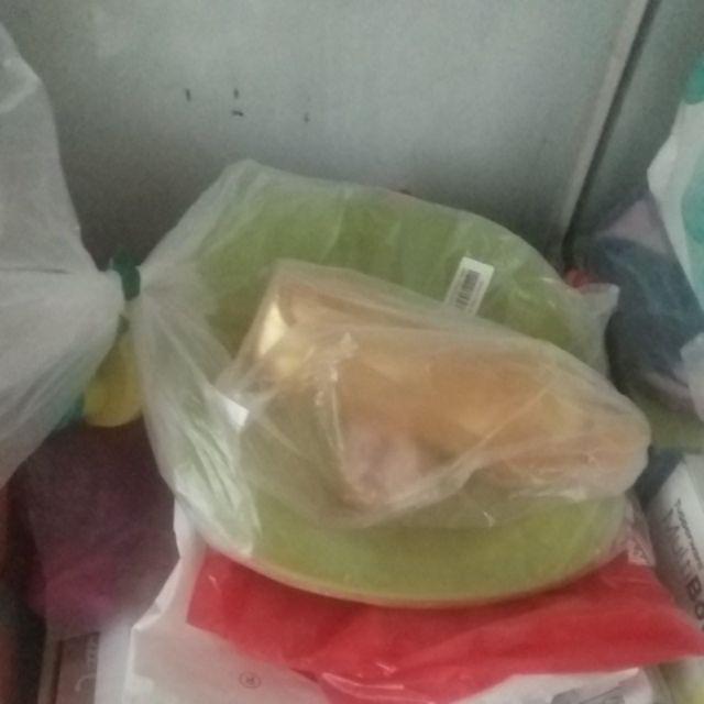 Set Bekal Fiesta Gold/white (ecer)