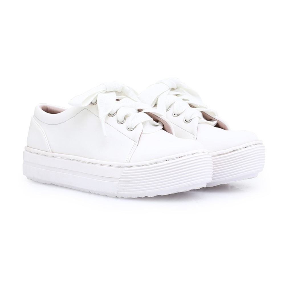 KHK by Khakikakiku Karen White Sneakers