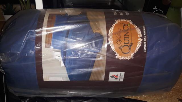 Vallery Quincy (tanpa Sprei) Bedcover Only Ukuran : 225 X 245