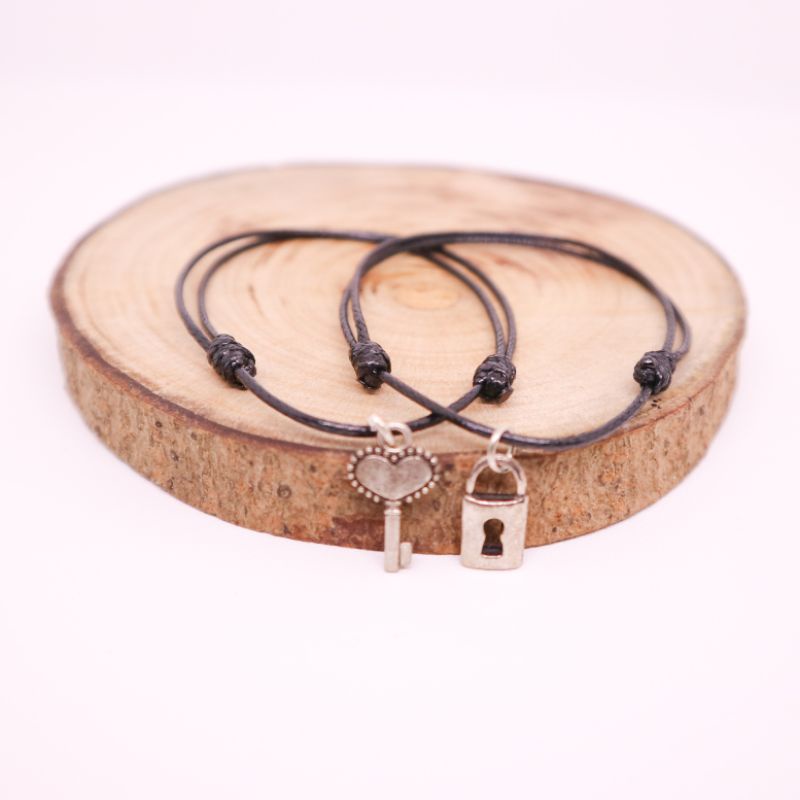 Gelang Couple, Gelang Pasangan Unik (Kunci&Gembok)