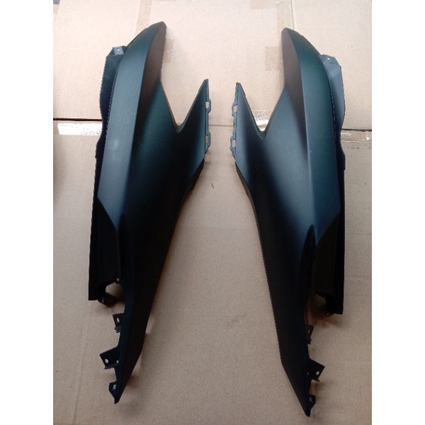 body kanan kiri Vario 150 new hitam doff