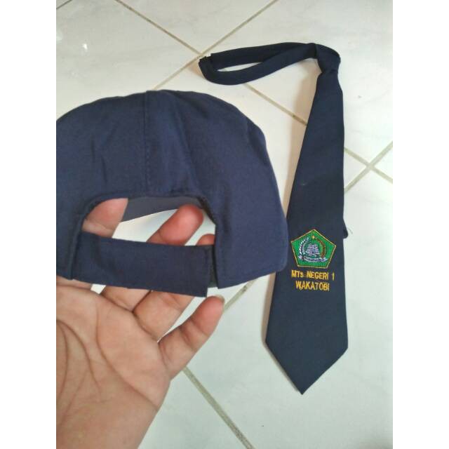 RPM   Topi dan Dasi Logo Sekolah / logo baru
