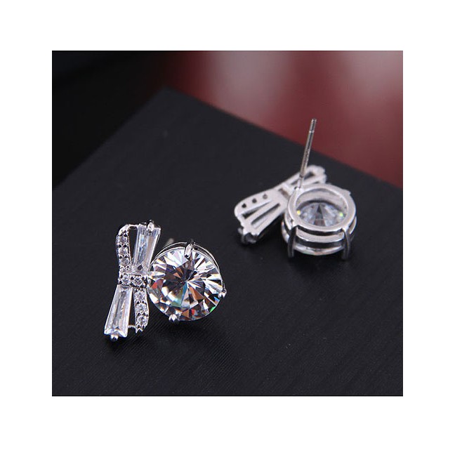 LRC Anting Tusuk Fashion Silver Bow Inlaid Zircon Stud Earrings A59322