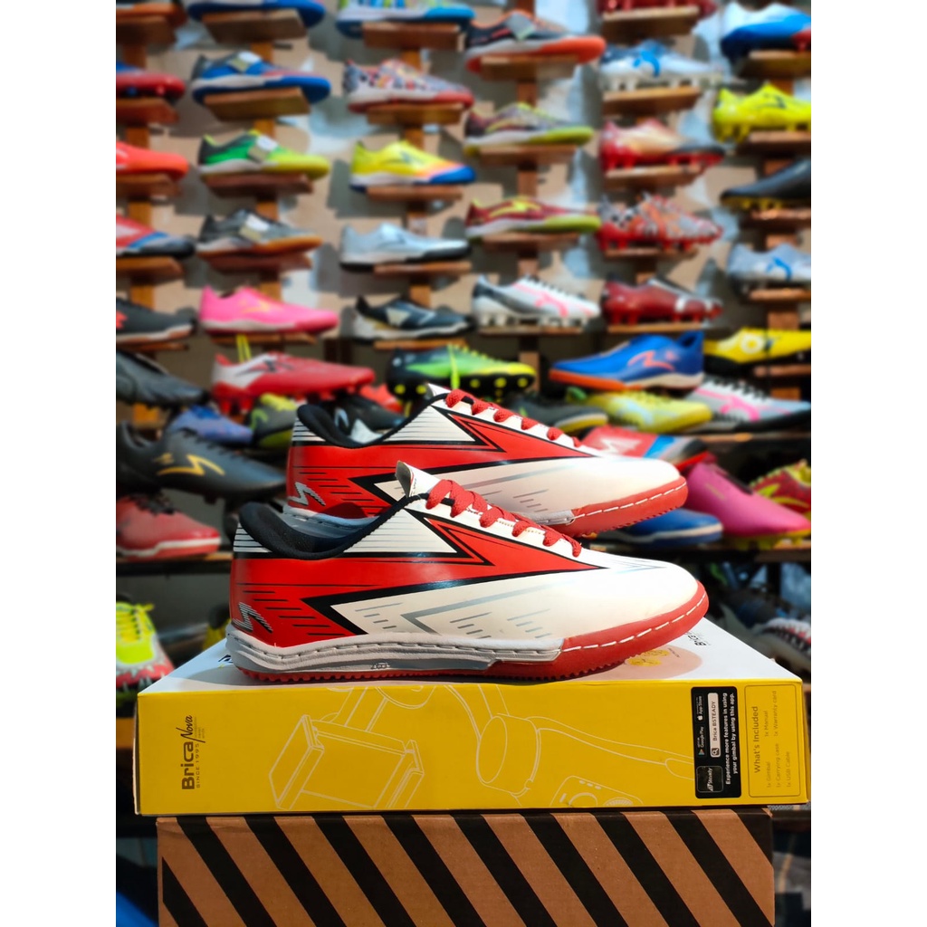 SEPATU FUTSAL SPEC  HYPERSPEED TERBARU SOL SUDAH DI JAIT bisa cod