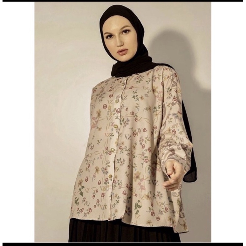 Daneen top Vivi Zubedi Preloved 1x pakai warna nude