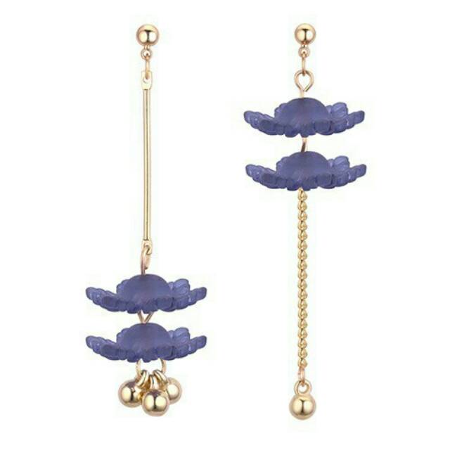 LRC Anting Tusuk Fashion Flower Shape Decorated Earrings