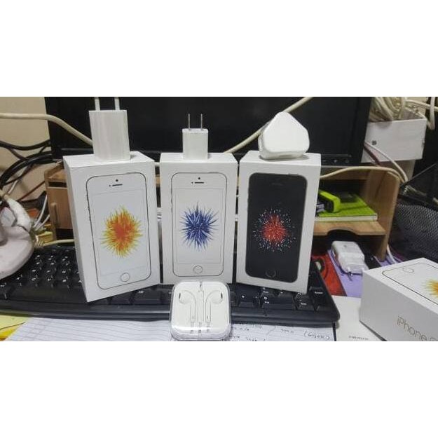 

Ready DUS/BOX/BOOK/KOTAK ORIGINAL IPHONE SE FULLSET/ACC AKSESORIS TER - 88D
