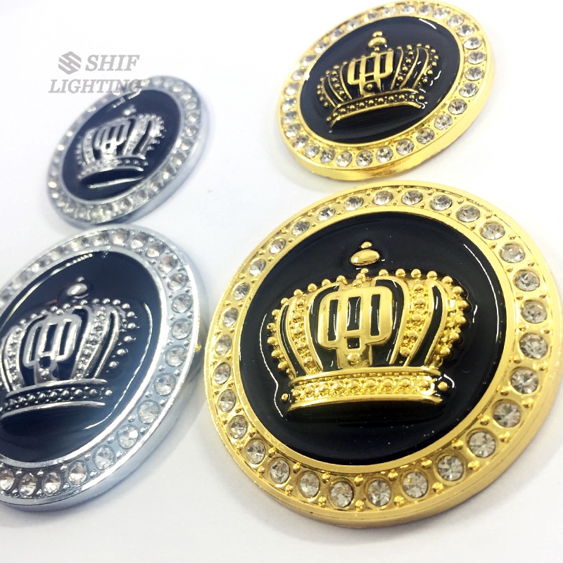 1pc Emblem / Badge Mahkota 3D Bahan Metal Warna Gold / Silver Dengan Kristal / Berlian