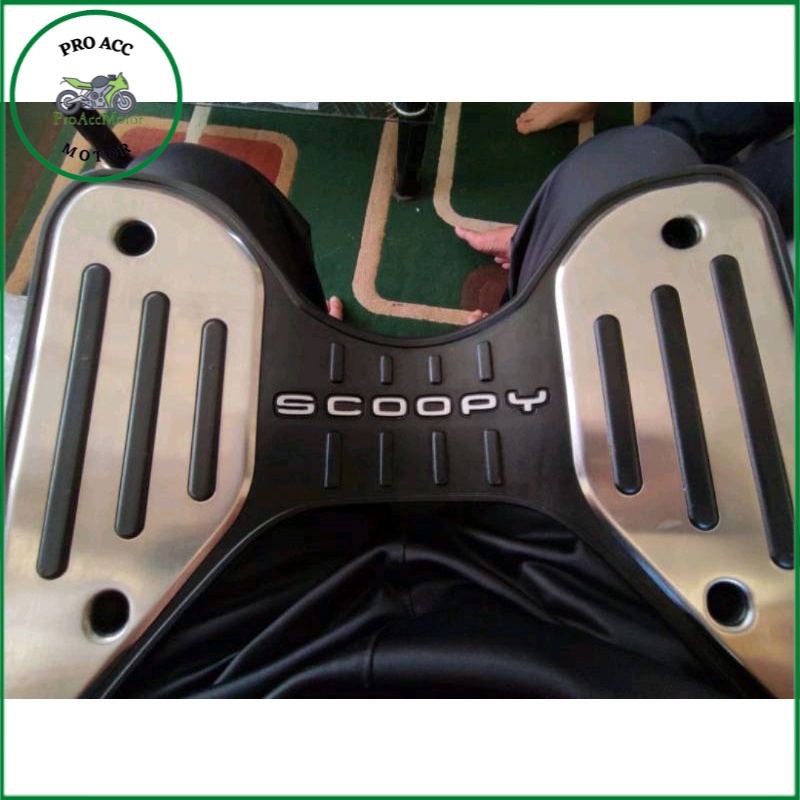 bordes karpet pijakan kaki NEW SCOOPY 2021-2023 original honda