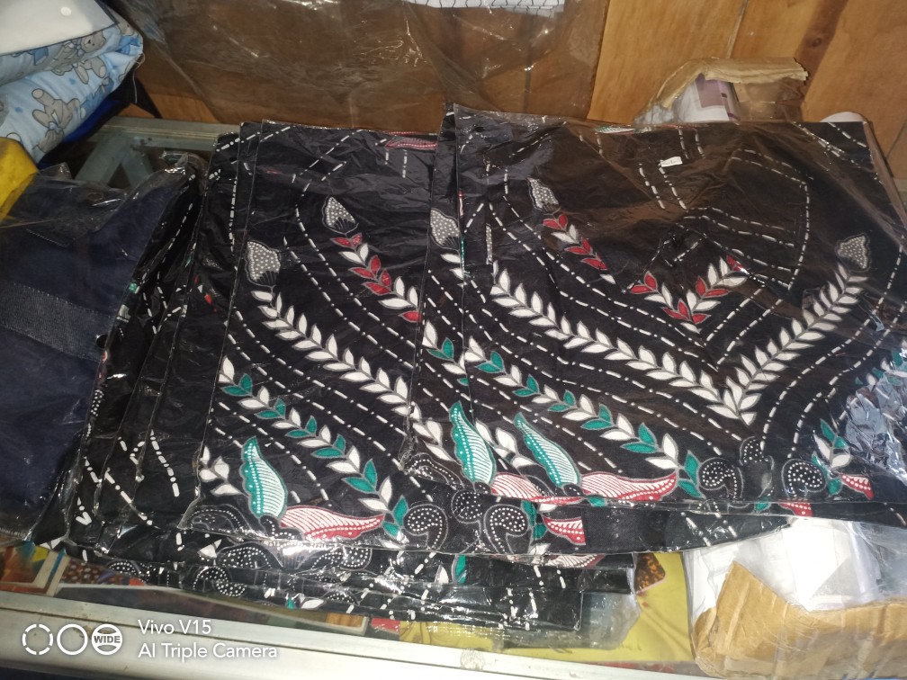 Batik Couple Keluarga Sania Ruffle Ori Ndoro Jowi Dnt Motif Prasasti Abu