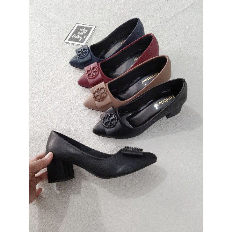 sepatu pancus // sepatu kerja // sepatu formil wanita