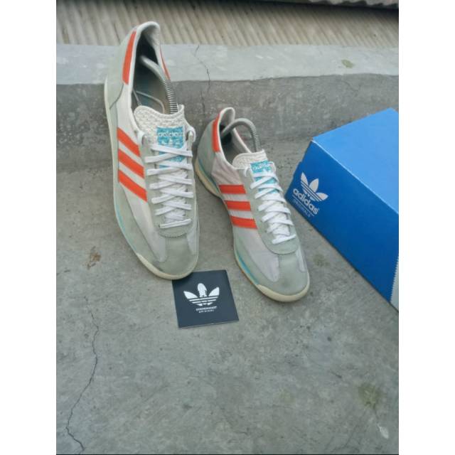 Adidas SL 72