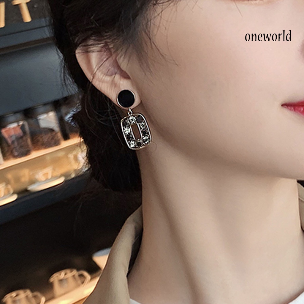 OW# 1 Pair Square Unique Drop Ear Stud Geometric-shaped Eye-catching Rhinestone Stud Earrings for Holiday