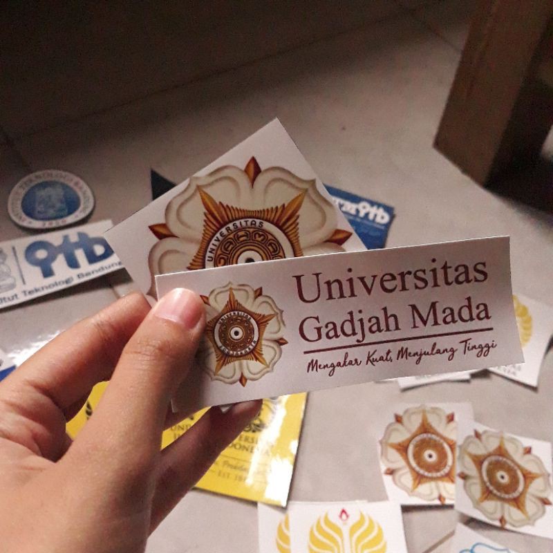 Stiker Kampus set LOGO & TULISAN (ugm, ui, unair, itb, uns, unpad, its