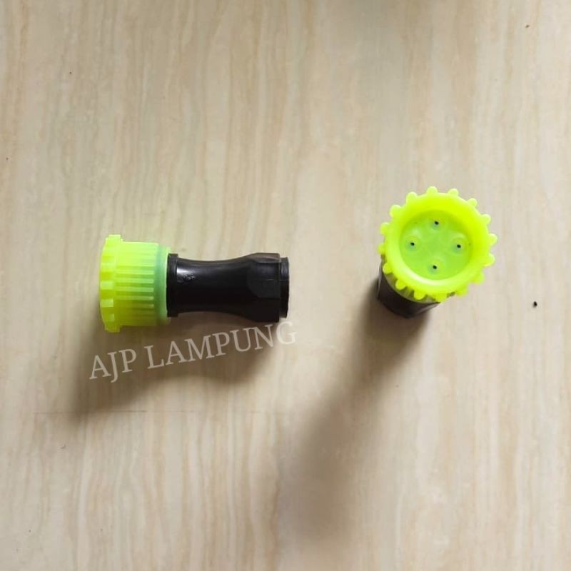 Nozzle Spuyer Tangki Semprot 4 lubang lurus