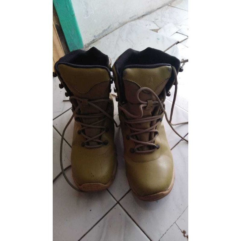 CONSINA MOUNT MEN SEPATU GUNUNG MURAH SEPATU GUNUNG CONSINA