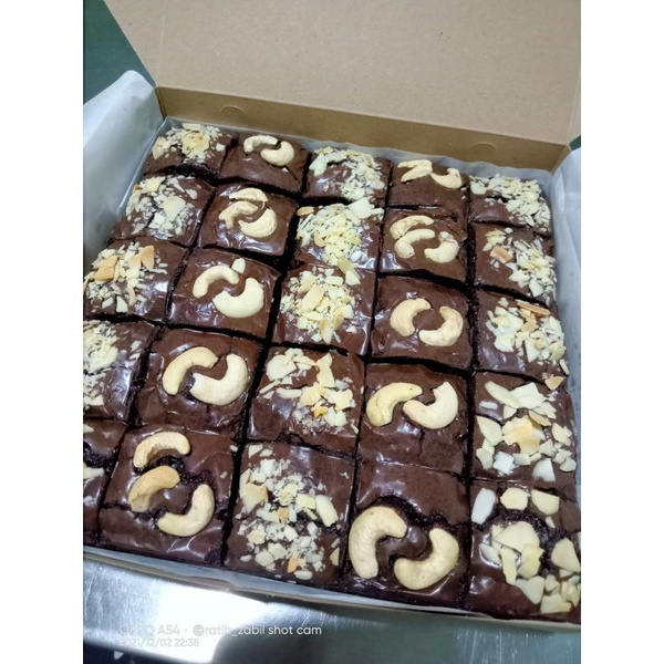 

BROWNIS FUDGY COKLAT