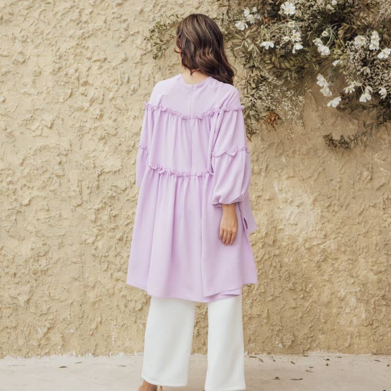 Preloved Yola blouse by wearing klamby size M