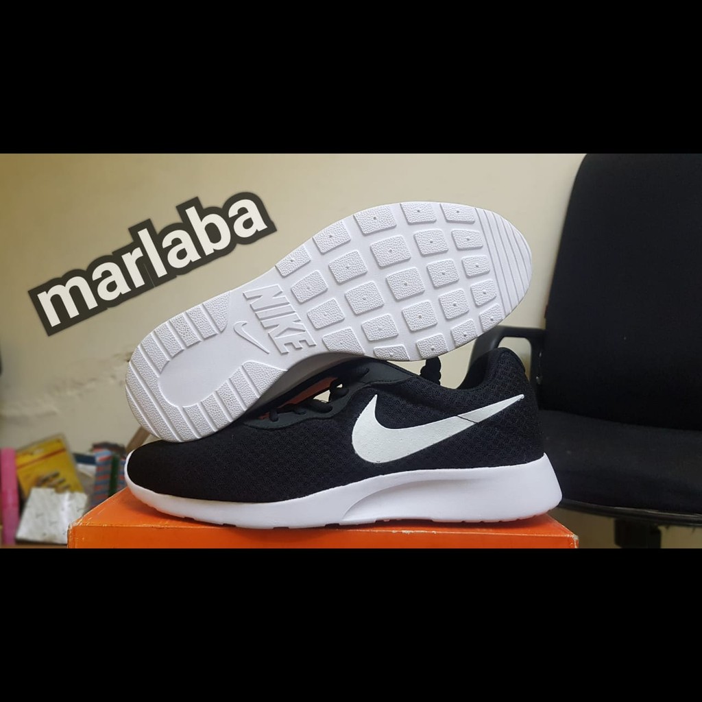 Sepatu Nike Sneakers