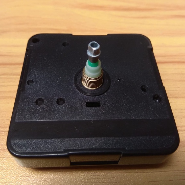 Mesin Jam Dinding Besar