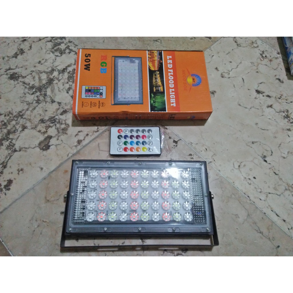 Lampu Sorot Led Kotak/Tembak 50 watt Warna Warni Tipis/Slim + Remote