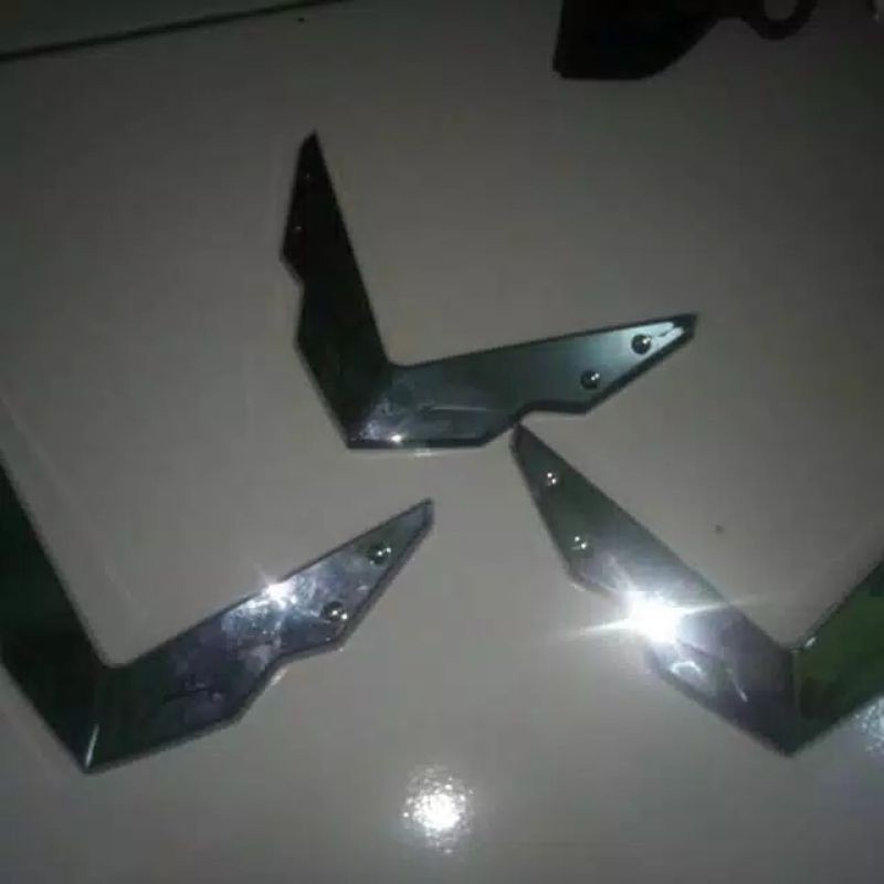 garnis aksesoris batok depan vario 125 150 led 2015 2017