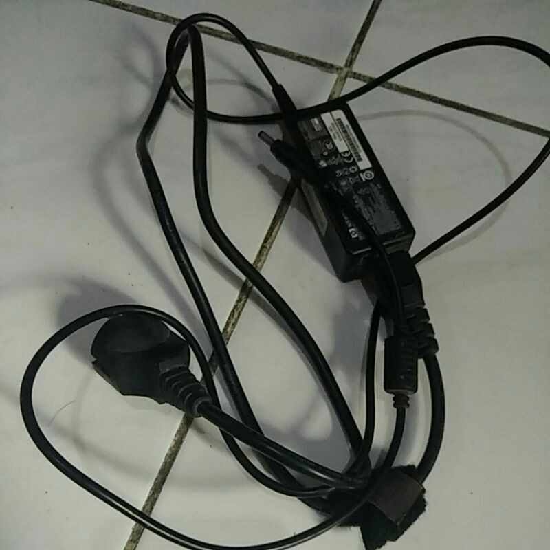 charger adapter hp mini 110 seken