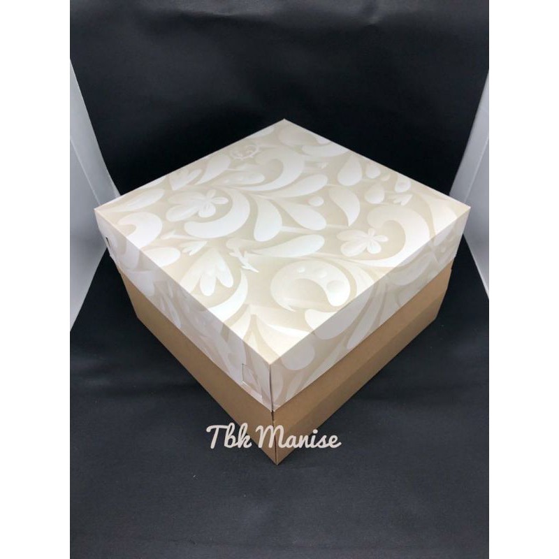

Box Kue Cream Flower 25x25x18cm / Kardus Kue / Kotak Kue / Cake Box