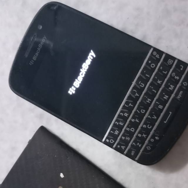 Blackberry Q10 minus batre