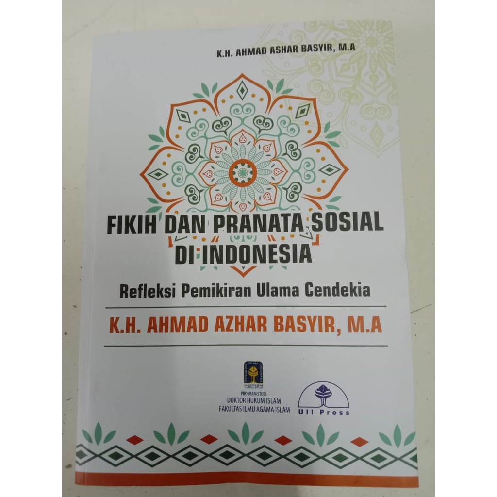 Fikih dan Pranata Sosial di Indonesia