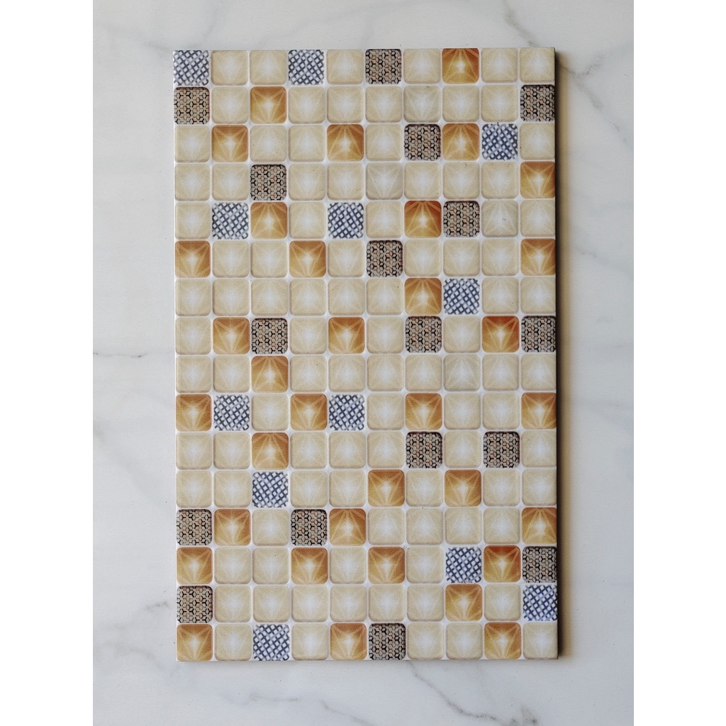 Keramik Dinding 25x40 Emerald BG Pare Kediri