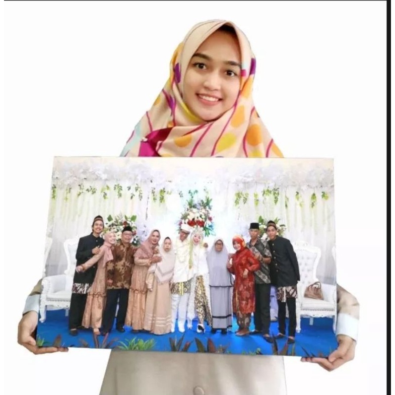BINGKAI FOTO KAYU (20x25)+ CETAK FOTO  ( BISA COD )
