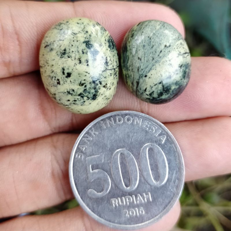 batu hijau green Borneo antik unik asli bkn anting gelang kalung cincin giok topas Wulung kecubung