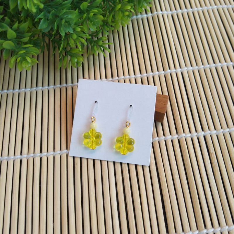 HANDMADE ANTING ANAK/DEWASA KAITAN PLASTIK MOTIF SAKURA BENING(GOLD)