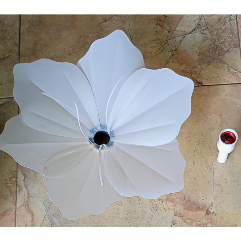 KAP MIKA ATAU KELOPAK LAMPU DEKORASI