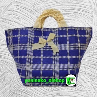 

Tas hajatan garis motif (22.22.30)