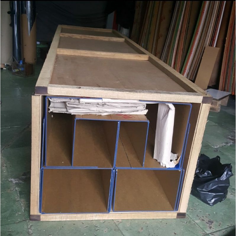 

Packing Box Kayu kemasan Akrilik Ukuran Besar