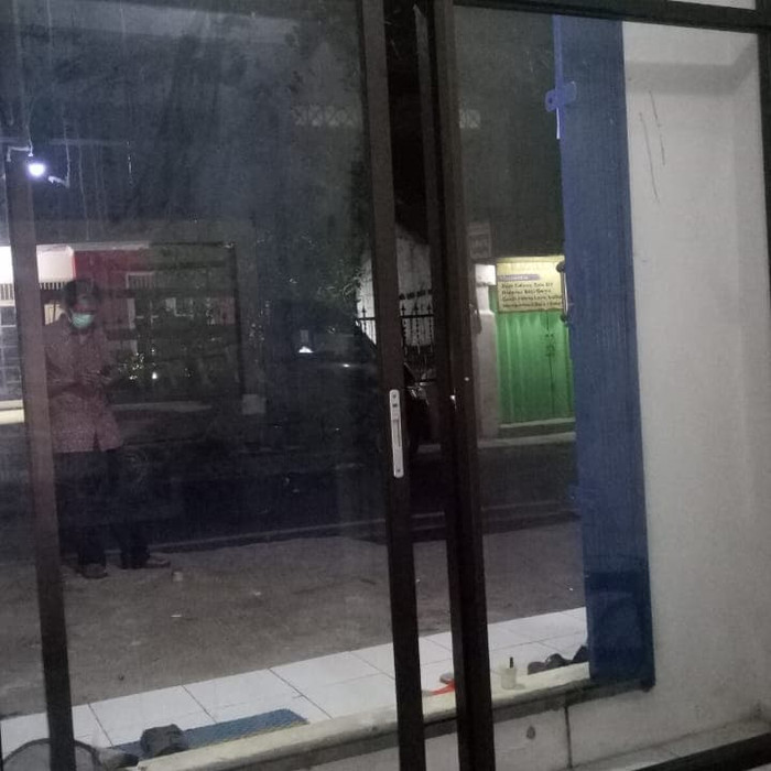 partisi alumunium, partisi kaca, pintu sliding, pintu swing alumunium