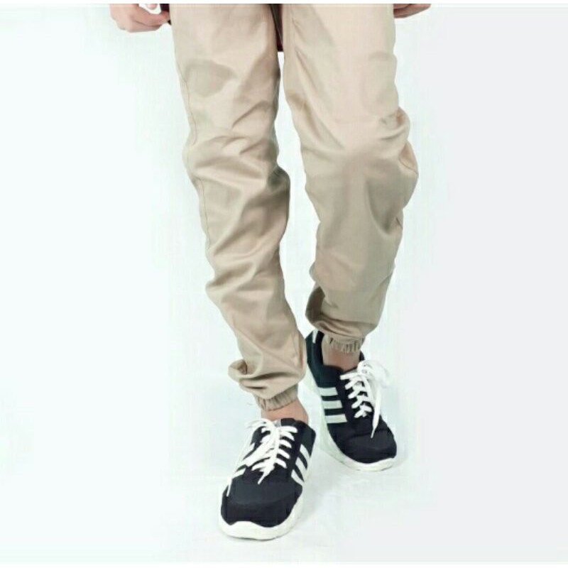 Celana Jogger Anak Tanggung 9 - 13 Tahun